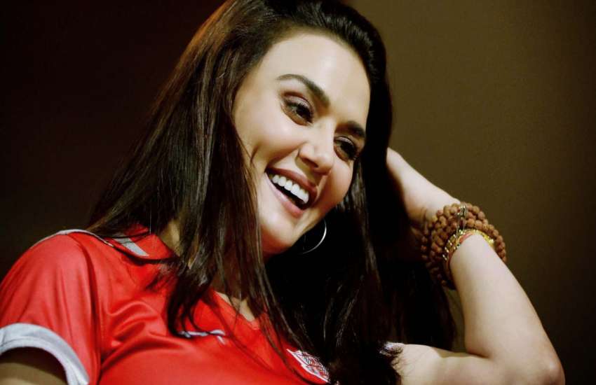 preity-zinta-couldnt-sleep-after-hearing-abhinandan-coming-home-news