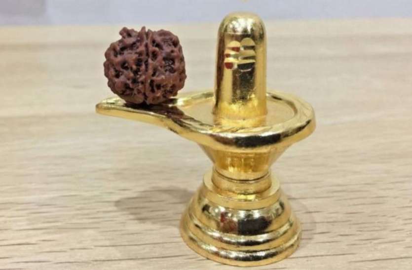 mahashivratri upay भस्म समेत शिवलिंग पर चढ़ा दें ये पांच चीज, मनचाही नौकरी से लेकर शादी तक बनेगी हर बात