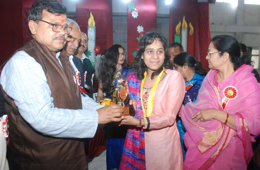 vrg सकारात्मक सोच के साथ आगे बढ़ें, मिलेगी सफलता
