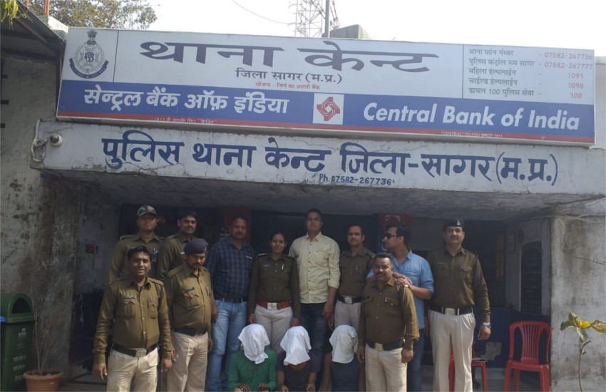 Police arrested three accused who were gangraped in 12 hours नाबालिग से गैंगरेप करने वाले 3 आरोपियों को 12 घंटे के भीतर पुलिस ने खोज निकाला