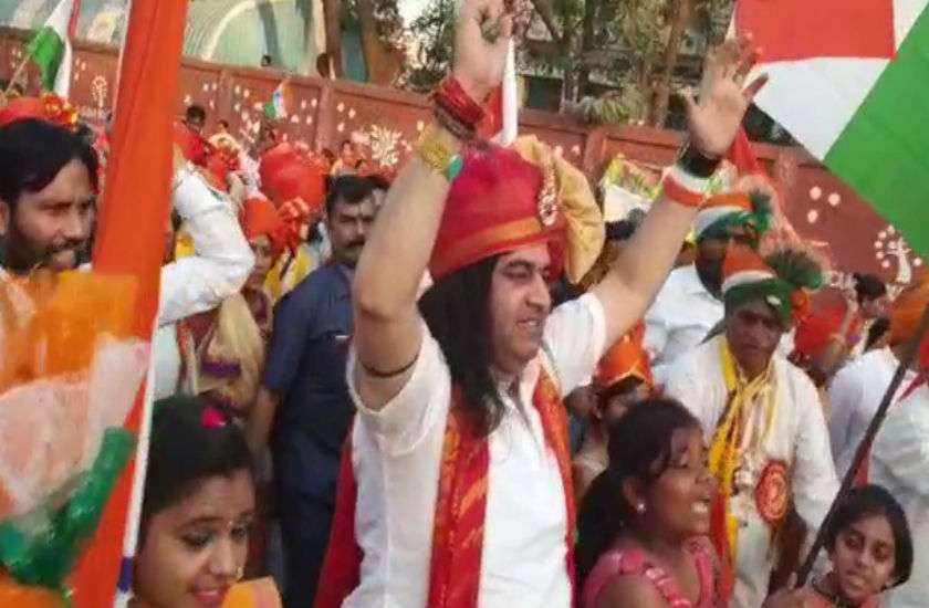अभिनंदन की वापसी और पाकिस्तान पर कथा वाचक देवकीनंदन ठाकुर का बड़ा बयान, देखें वीडियो