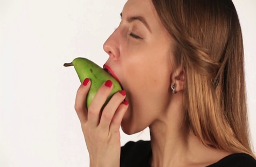 know-about-the-benefits-of-pear जान लें नाशपाती के फायदों के बारे में