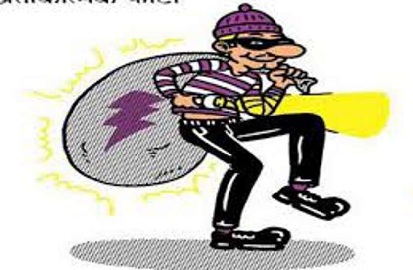 The minor again stolen in the marriage ceremony, Platinum resort, Sai Krishna Resort, itarsi पूर्व नपाध्यक्ष के भतीजे के विवाह समारोह में की चोरी वारदात
