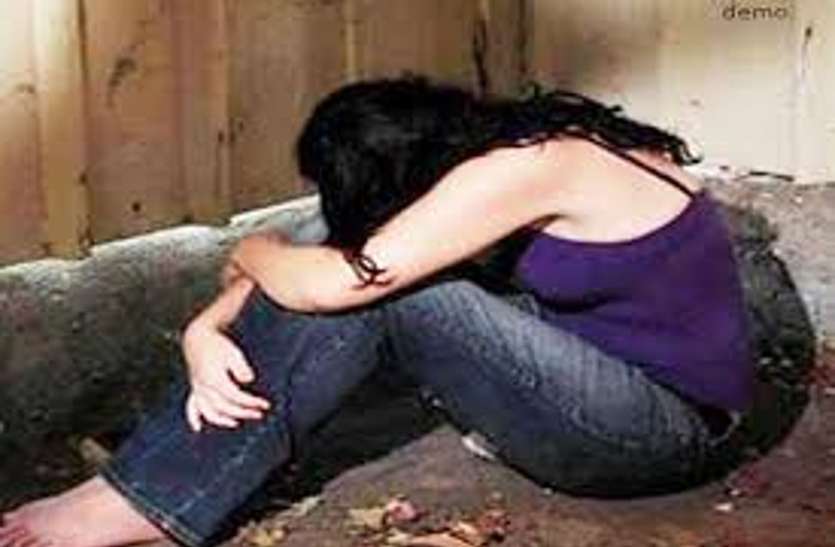 meerut सीआरपीएफ के सिपाही पर दुष्कर्म का आरोप, पीड़िता ने आत्मदाह की चेतावनी दी, जांच के आदेश