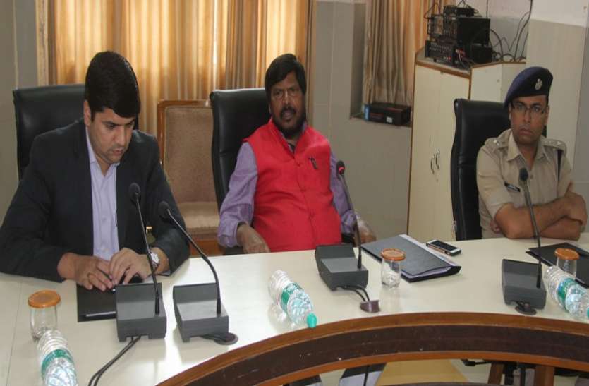 press conference सामाजिक अस्पृश्यता दूर करने को अंतरजातीय विवाह पर जोर