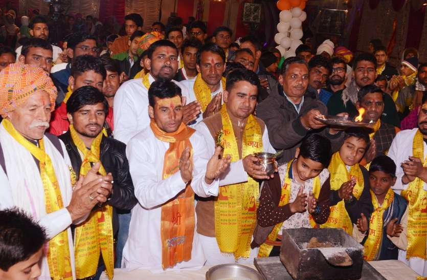 Shyam mark Shobhayatra removed श्याम निशान शोभायात्रा निकाली