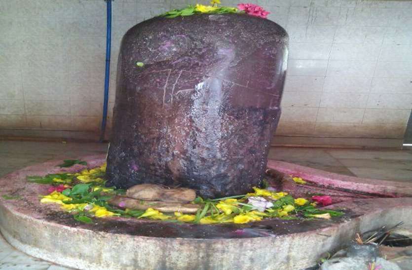Bhilai patrika महाशिवरात्रि 2019 : इस स्वयं-भू शिवलिंग का अंतिम छोर आज तक नहीं ढ़ूंढ पाए श्रद्धालु