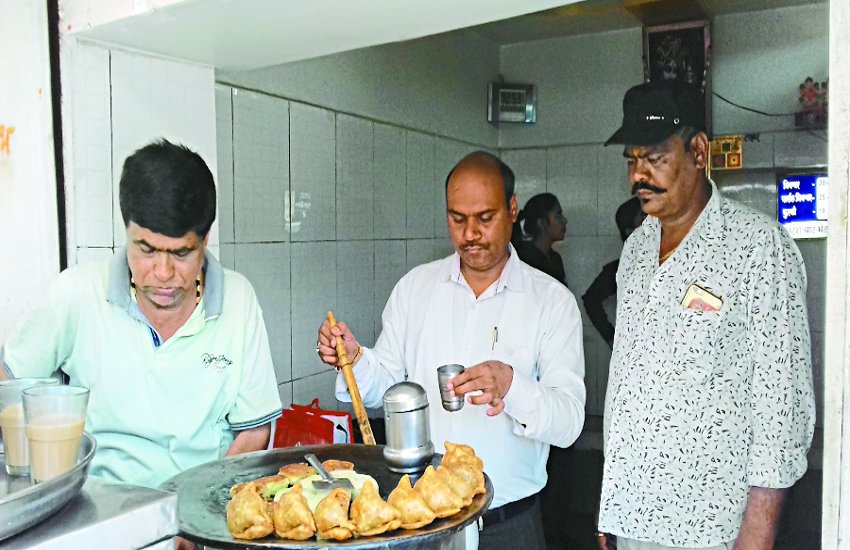 damoh Local, damoh Latest, damoh Current, damoh Daily News, damoh District News, damoh aaspas news, आए दिन ले रहे खाद्य पदार्थों के नमूने, जांच रिपोर्ट का पता नहीं