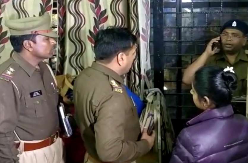 meerut मेरठ के पाॅश इलाके में लूट का विरोध करने पर बदमाशों ने सर्राफ के पुत्र को मारी गोली, मचा हड़कंप