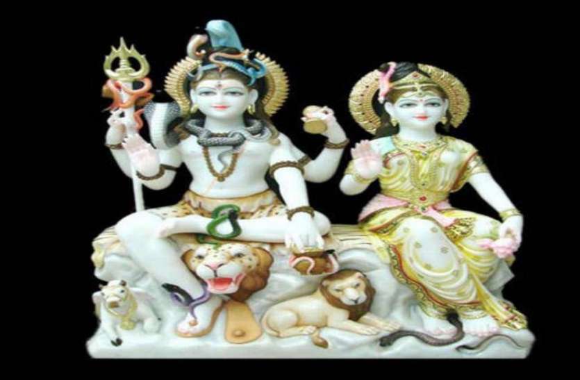 mahashivratri 2019 महाशिवरात्रि पर कर लें इनमें से कोई एक काम, मिलेगा भोलेनाथ जैसा गुणवान पति