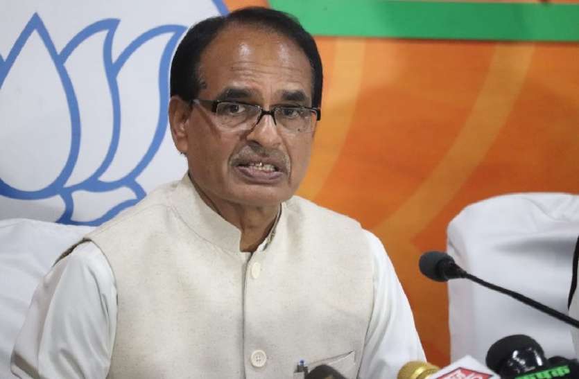 news दिग्विजय ने एयर स्ट्राइक का मांगा सबूत तो बीजेपी ने बोला हमला, मनाया धिक्कार दिवस