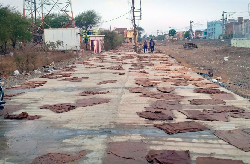 patrika हमारे रुपयों का कैसा हो रहा सदुपयोग देखें जरा