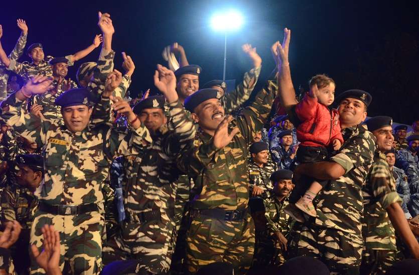news संगीतयमय प्रस्तुति से किया वीर शहीदों को नमन