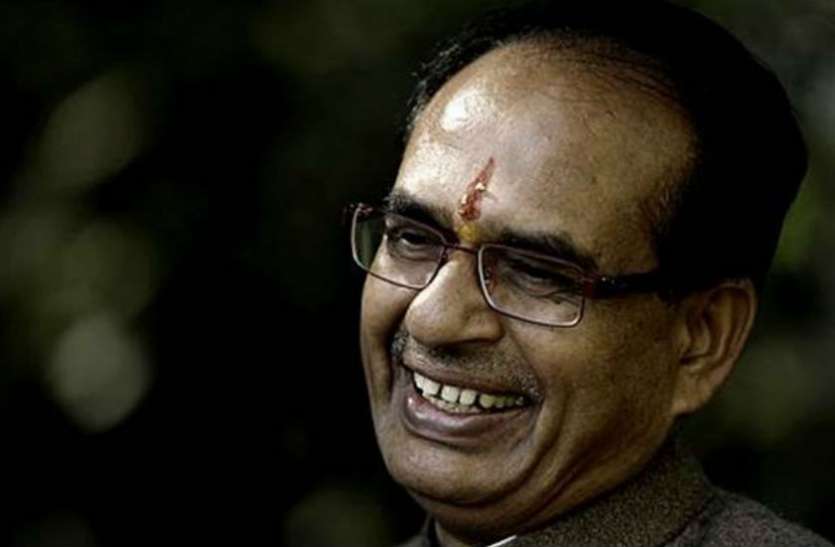 shivraj singh Exit Poll 2019: शिवराज बोले- हम कर रहे हैं शानदार प्रदर्शन, साध्वी पर दिया 'गोल-गोल' जवाब