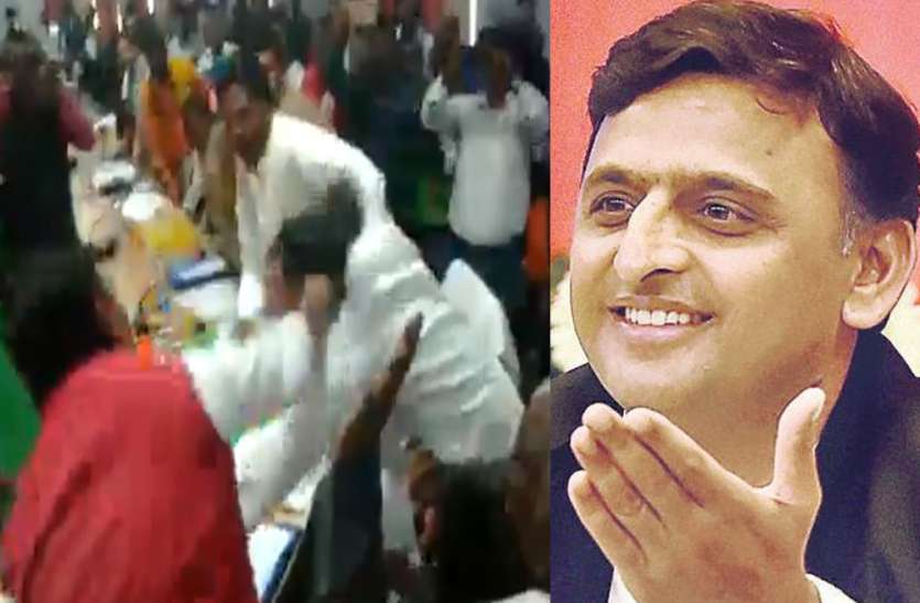 Akhilesh late than chacha Shivpal, dharna will be staged on August 9 चचा शिवपाल से पिछड़े अखिलेश, एक दिन बाद आयोजित किया धरना
