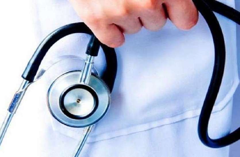 PG Doctors हर साल बन रहे 1000 पीजी डॉक्टर, सरकार की कमी से खाली हैं पद