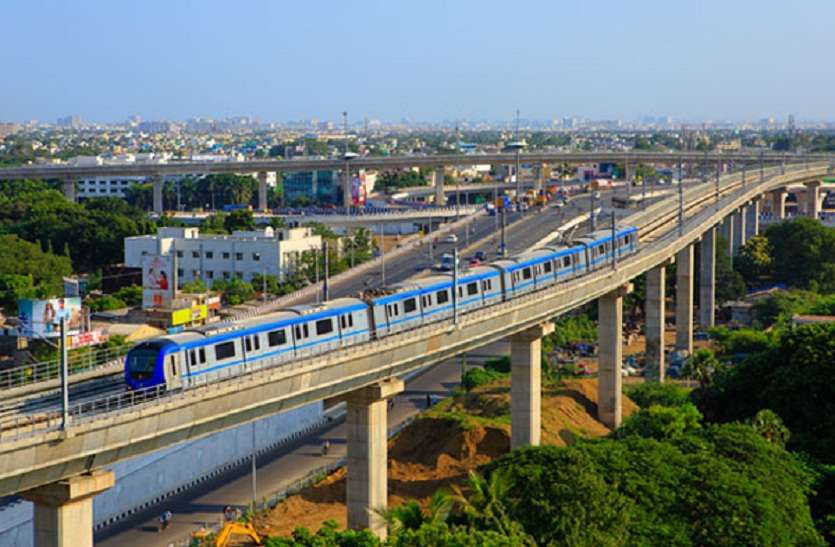 two,students,metro,rail,over,thousand,half,Ride,enjoyed, ढाई हजार से अधिक विद्यार्थियों ने लिया मेट्रो का लुत्फ