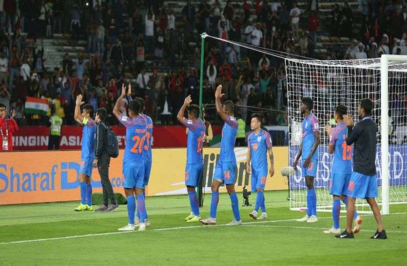भारतीय अंडर-23 फुटबॉल टीम कतर के लिए रवाना, क्वालिफायर्स टूर्नामेंट खेलने को तैयार भारतीय अंडर-23 फुटबॉल टीम कतर के लिए रवाना, क्वालिफायर्स टूर्नामेंट खेलने को तैयार