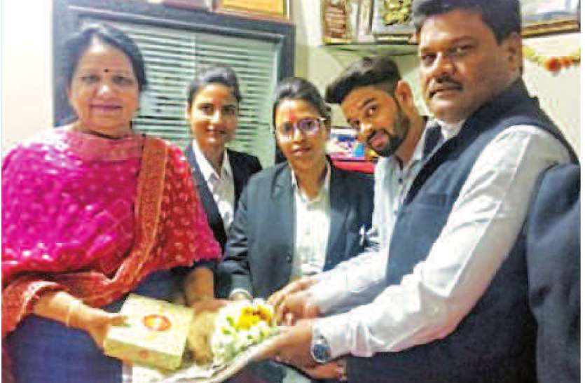 Honor महिलाओं ने बदली समाज की सोच