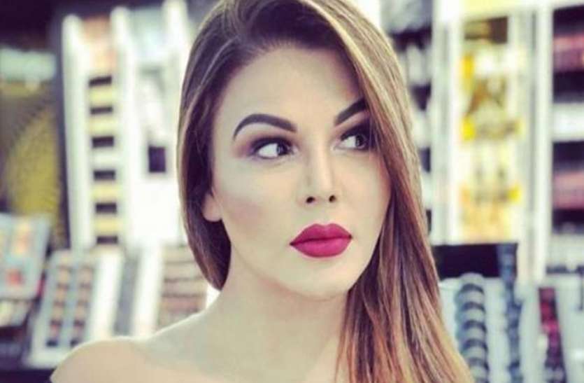 rakhi sawant राखी सावंत और उनके भाई के खिलाफ दिल्ली पुलिस ने दर्ज की FIR, जानिए क्या है मामला
