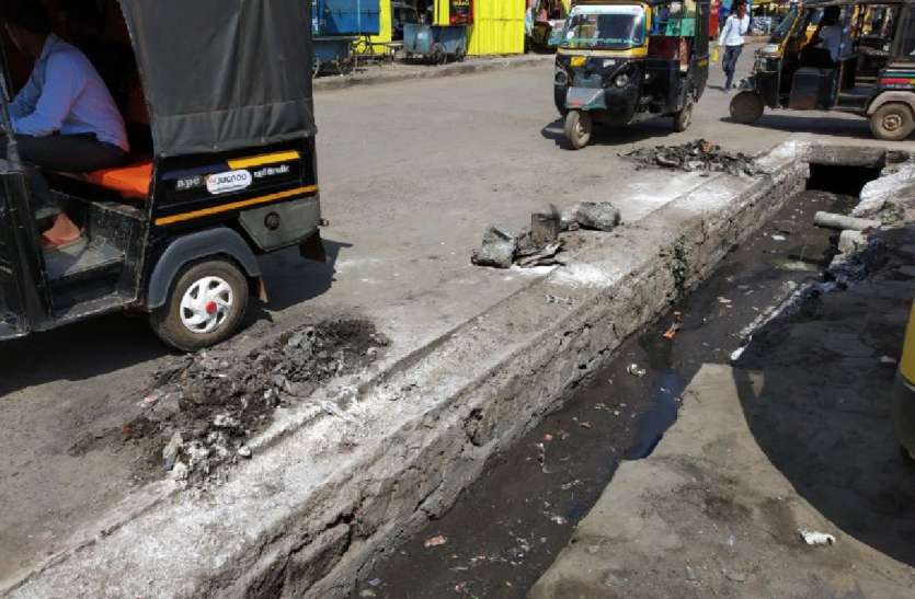 Trash not taken from bus stand to second day यहां आयुक्त के निर्देशों का इस तरह हो रहा पालन...पढि़ए खबर