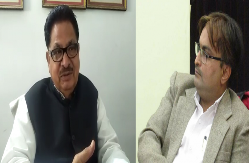 PL Punia statement on Lucknow University Professor award matter प्रोफेसर का अवार्ड लिस्ट से कटा नाम तो भड़के पुनिया, कहा- बीजेपी और आरएसएस के लिए संविधान का नहीं कोई मतलब