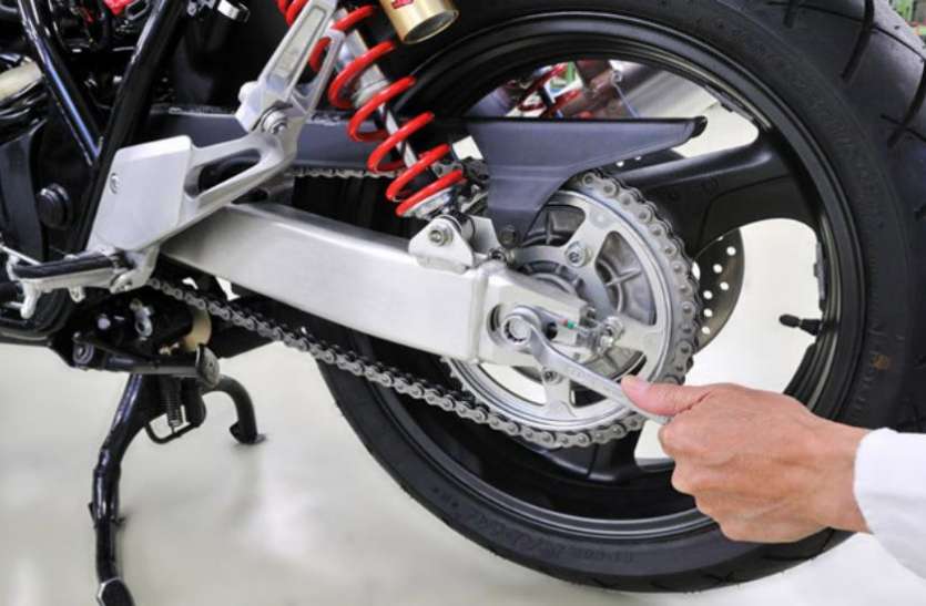 bike milage गर्मियों में ऐसे करें बाइक का रख-रखाव, माइलेज मिलेगा सबसे ज्यादा