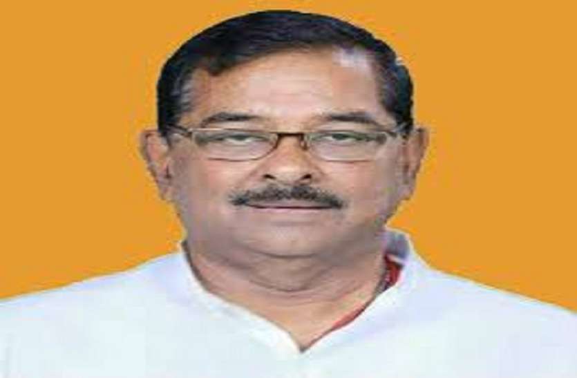 BJP MP Bharat singh चुनाव आयोग की प्रेस कॉन्फ्रेंस से पहले बीजेपी सांसद को थी अधिसूचना जारी होने की जानकारी, शिलान्यास समारोह के दौरान दिया यह बयान