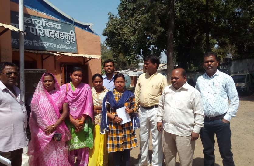 1 कोरम के अभाव में बजट नहीं हुआ पारित