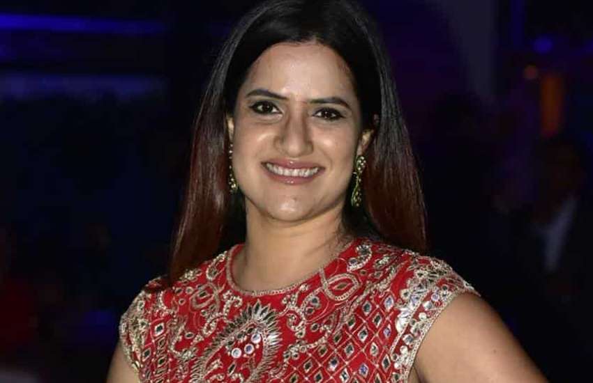 sona-mohapatra-gets-death-threat-from-salman-khan-fans-4637254