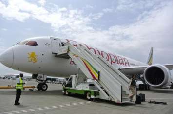 Ethiopian Airlines grounds Boeing 737 MAX fleet after deadly crash इथोपिया विमान दुर्घटना: एयरलाइंस का बड़ा फैसला, बोइंग 737 मैक्स 8 विमानों की उड़ान पर रोक