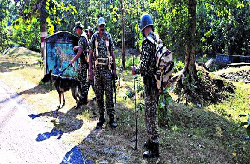 naxal कोंडागांव:नक्सलियों ने मतदान दलों को बनाया निशाना, फायरिंग में एक जवान घायल