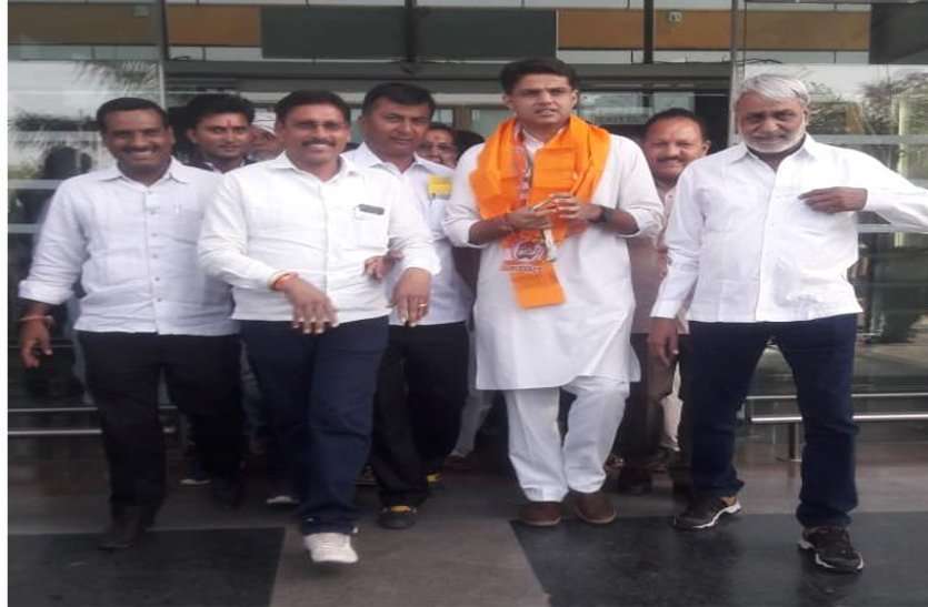 congress udaipur कांग्रेस में अंदर ही अंदर चुनाव से पहले झगड़ा, पीसीसी को बोला फिर कांग्रेस मजबूती की बात बेकार