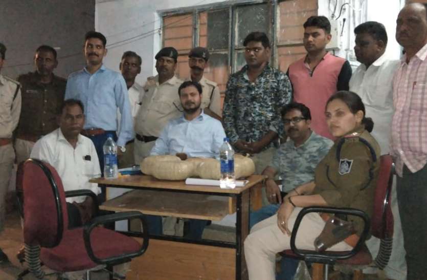 sheopur दस किलो गांजे के साथ तस्कर पकड़ा