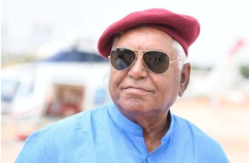 Rajasthan Politician Devi Singh Bhati cap style icon खबर हटकर: देवी सिंह भाटी और कैप का है ख़ास कनेक्शन, जानें कैसे स्टाइल आइकन से ट्रेंड सेंटर बन गई 'भाटी कैप'