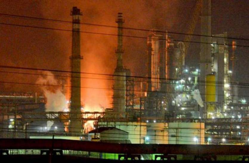 panipat refinery हरियाणा की ऑयल रिफाइनरी में आग, वैक्यूम यूनिट में फंसने से एक कर्मचारी की मौत