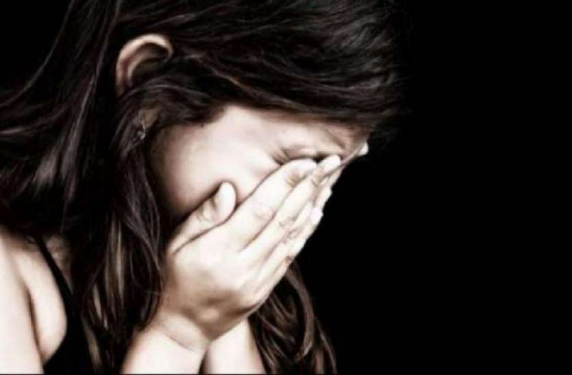 rape मदरसे में पढ़ाने वाला मौलवी ही 13 वर्षीय छात्रा से करता रहा रेप, हुआ खुलासा तो सभी रह गए हैरान, देखें वीडियो