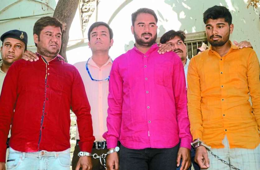killing प्रेमिका के पति को शराब पिलाकर सिर में मारी गोली, फिर जला कर कार सहित खाई में फेंका