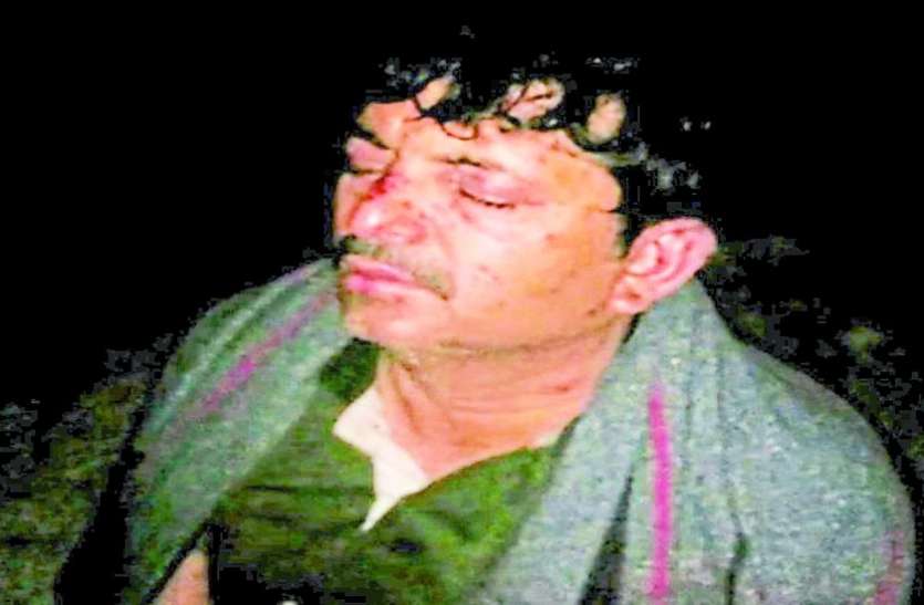 indore ट्रैकिंग करने गए युवक पर मधुमक्खियों ने किया ऐसा हमला, तीन घंटे तक कंबल ओढक़र बैठना पड़ा