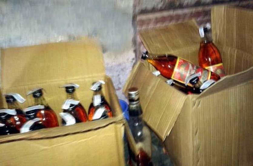 Liquor आबकारी विभाग ने 91 शराब दुकानों में दी दबिश, 1 लाख जुर्माना, दस कर्मियों को हटाया