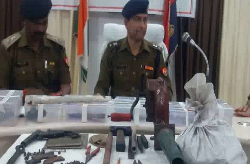 police सुनसान इलाके में पुलिस ने मारा छापा, एक साथ बरामद हुई यह चीजें