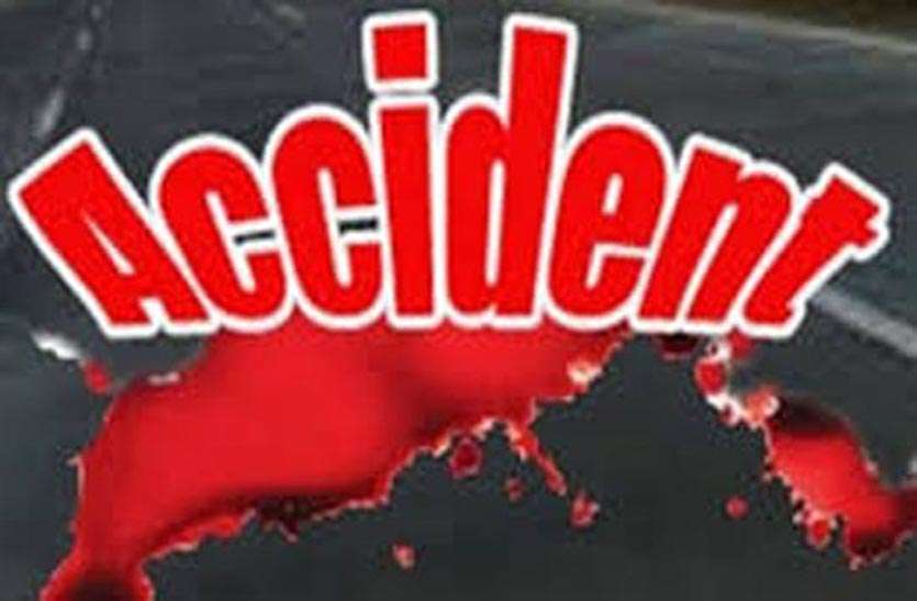 tractor-collision-biker-injured उर्स से लौट रहे बाइक सवार ट्रैक्टर की टक्कर से हुए घायल