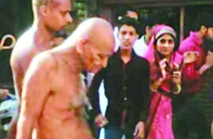 aachary vidhyasagar maharaj आचार्य विद्यासागर महाराज का आज होगा संस्कारधानी में प्रवेश