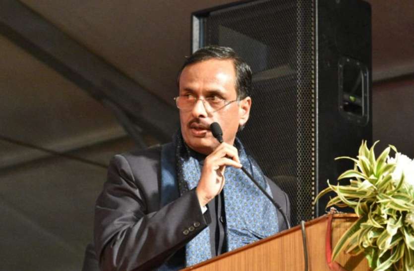 Dinesh Sharma कक्षा 8वीं तक के स्कूल खुलने को लेकर डिप्टी सीएम दिनेश शर्मा ने दिया बड़ा बयान