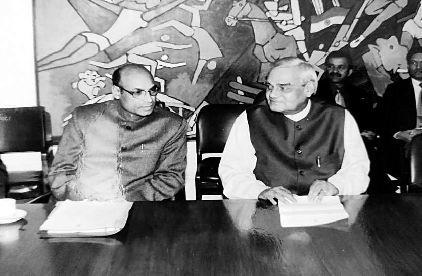 cgnews भाजपा ने आखिर क्यों काटा सात बार के सांसद रमेश बैस का टिकट