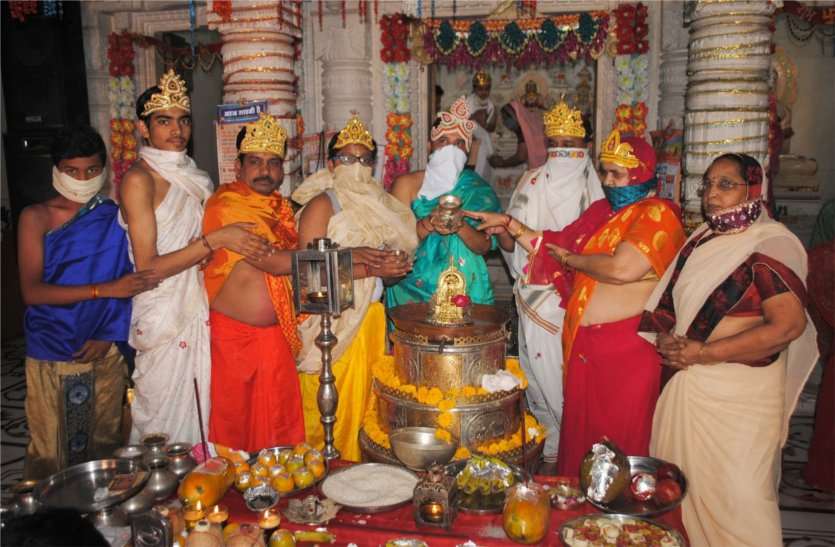 patrika आदिनाथ प्रभु ने असी-मसी और कृषि के रूप में व्यवहार धर्म का कराया था ज्ञान