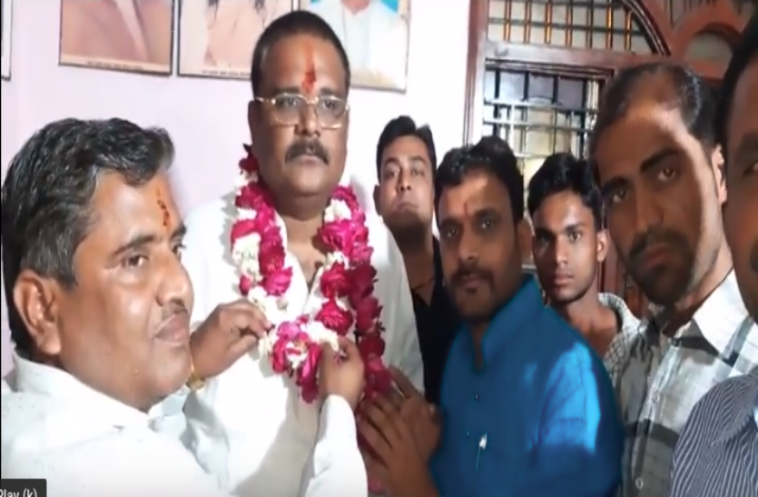 Bjp Subrat Pathak statement About samajwadi party Dimple yadav Lok Sabha Election 2019 : डिम्पल यादव के सामने भाजपा से प्रत्याशी बना यह शख्स, कह दी यह बड़ी बात
