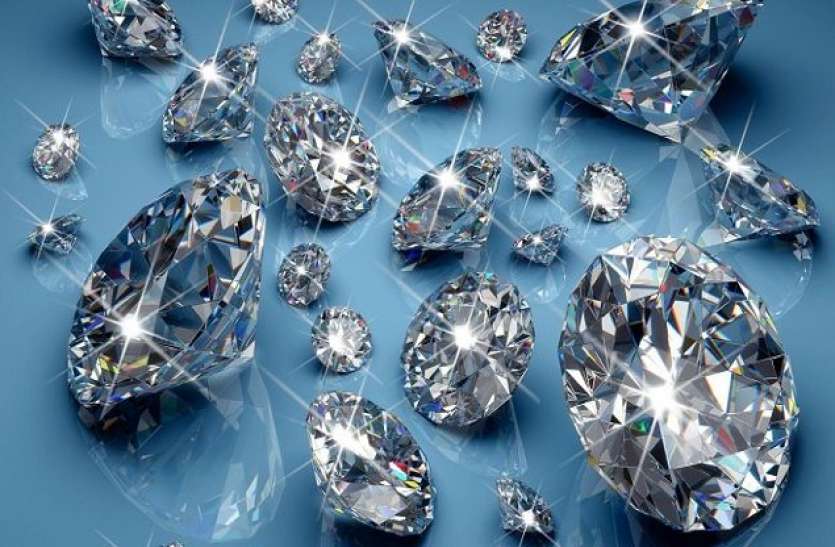 diamond company 6 जिलों में हजारों लोगों से 300 करोड़ ठगे, एक ही परिवार के 5 जनों पर केस
