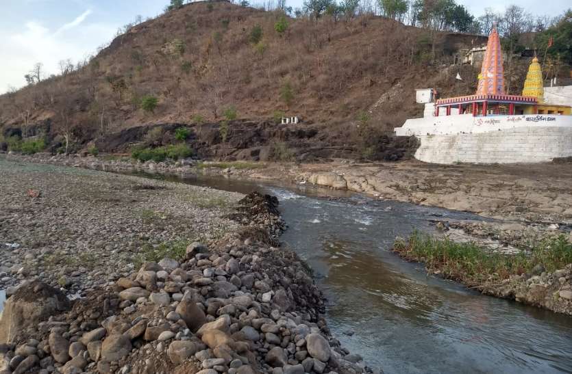 Water Reached The Tail End Of Barrage On The 13th Day Traveling 52 Km 52 क म क सफर तय कर13 व द न ब र ज क ट ल ए ड पर पह च प न Patrika News