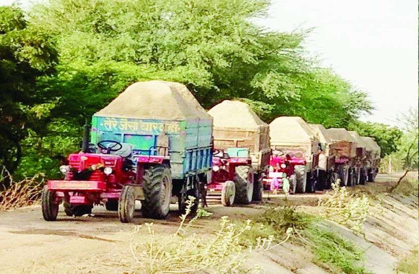 अवैध परिवहन करौली से जुड़े हैं बजरी खनन के तार